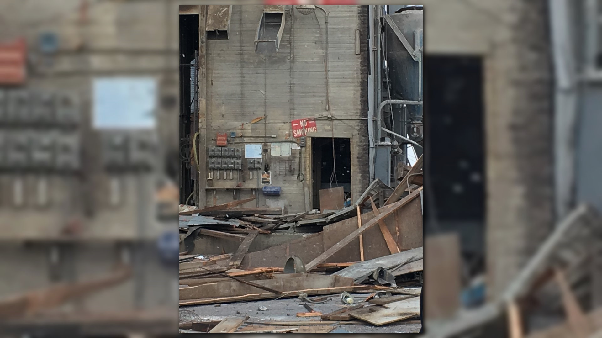 grain-elevator-explodes-in-northrop-mn-kare11